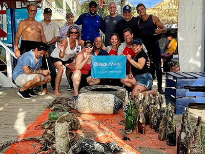 Un día típico en Coral Point Diving